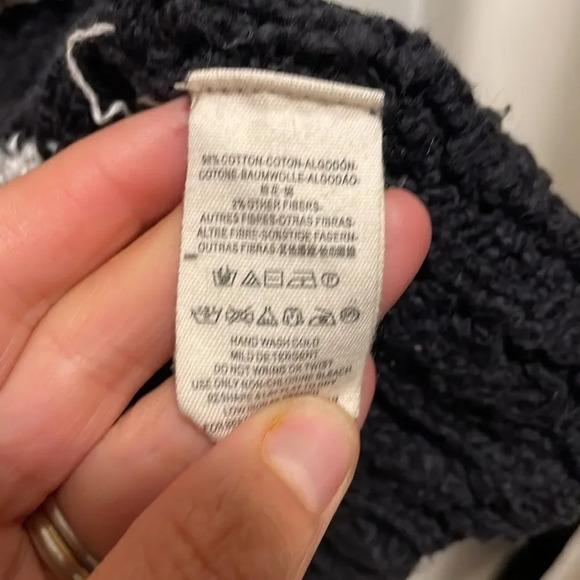 FREE People woman’s black and white sweater - Picture 9 of 11